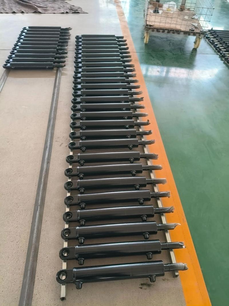 专业液压配件生产厂家 大量液压油缸出货